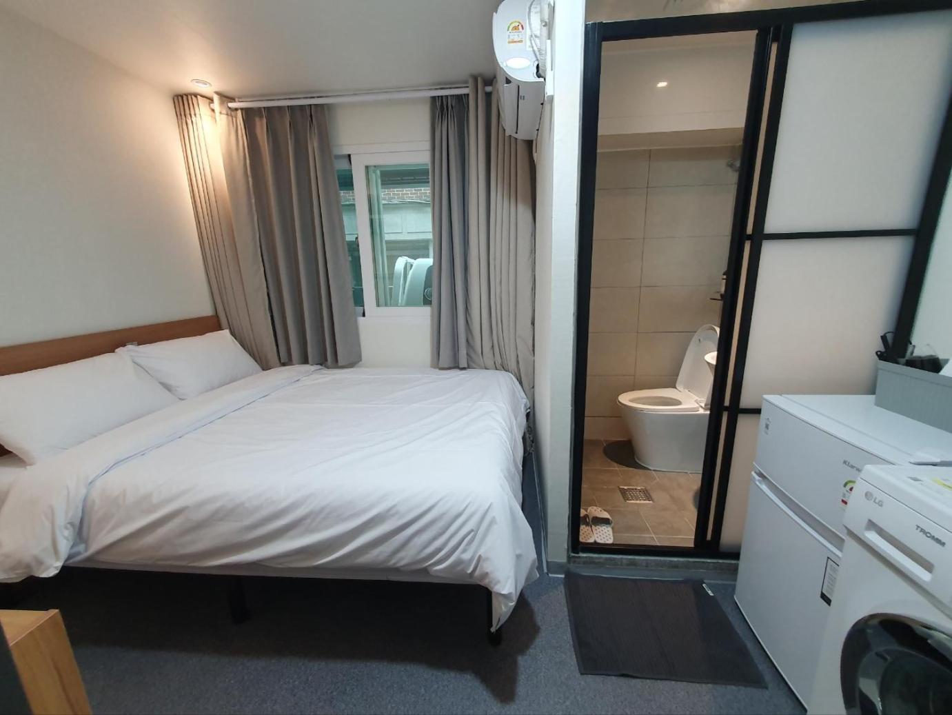 Beyond Residence Jongno Сеул Стая снимка